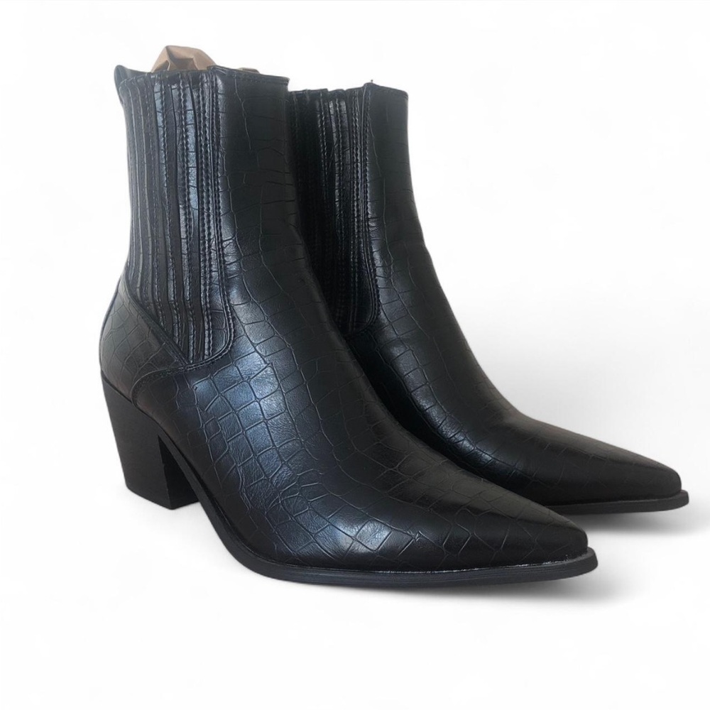 ASOS Black Pointed Toe Ankle Boots Size 8.5